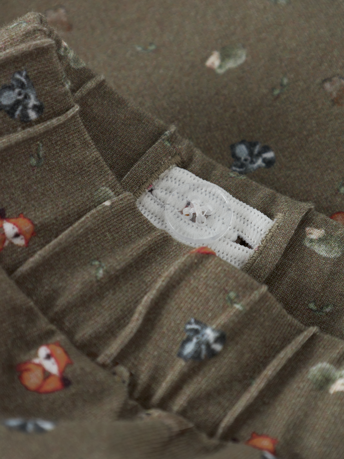 model_shot-front_full